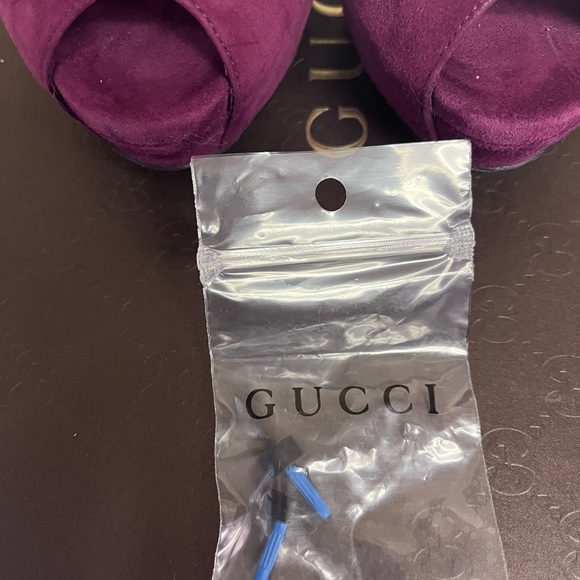 EUC AUTHENTIC Maroon Gucci shoes suede fabric - Picture 7 of 9